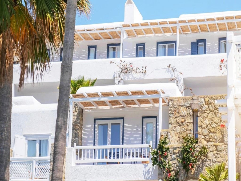 rooms-waterfront-bungalow