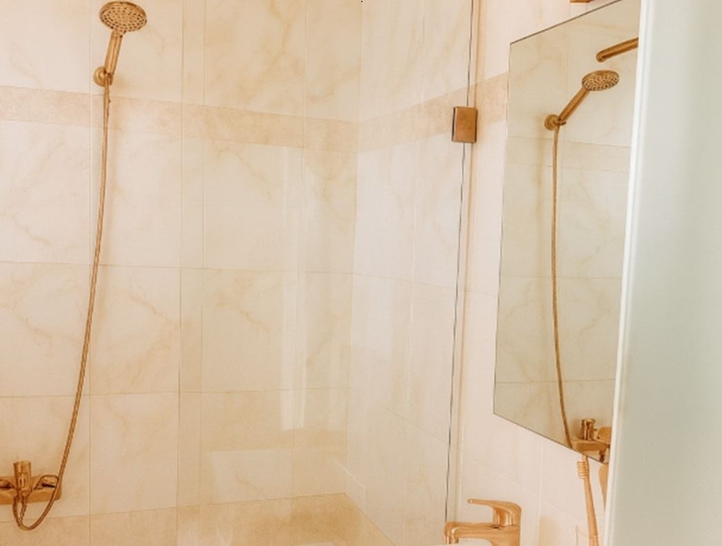 rooms-junior-suite-with-outdoor-jacuzzi