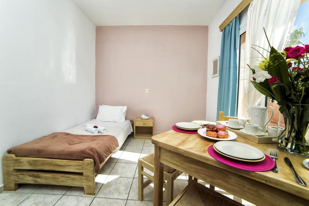 rooms-apartment-4-pax