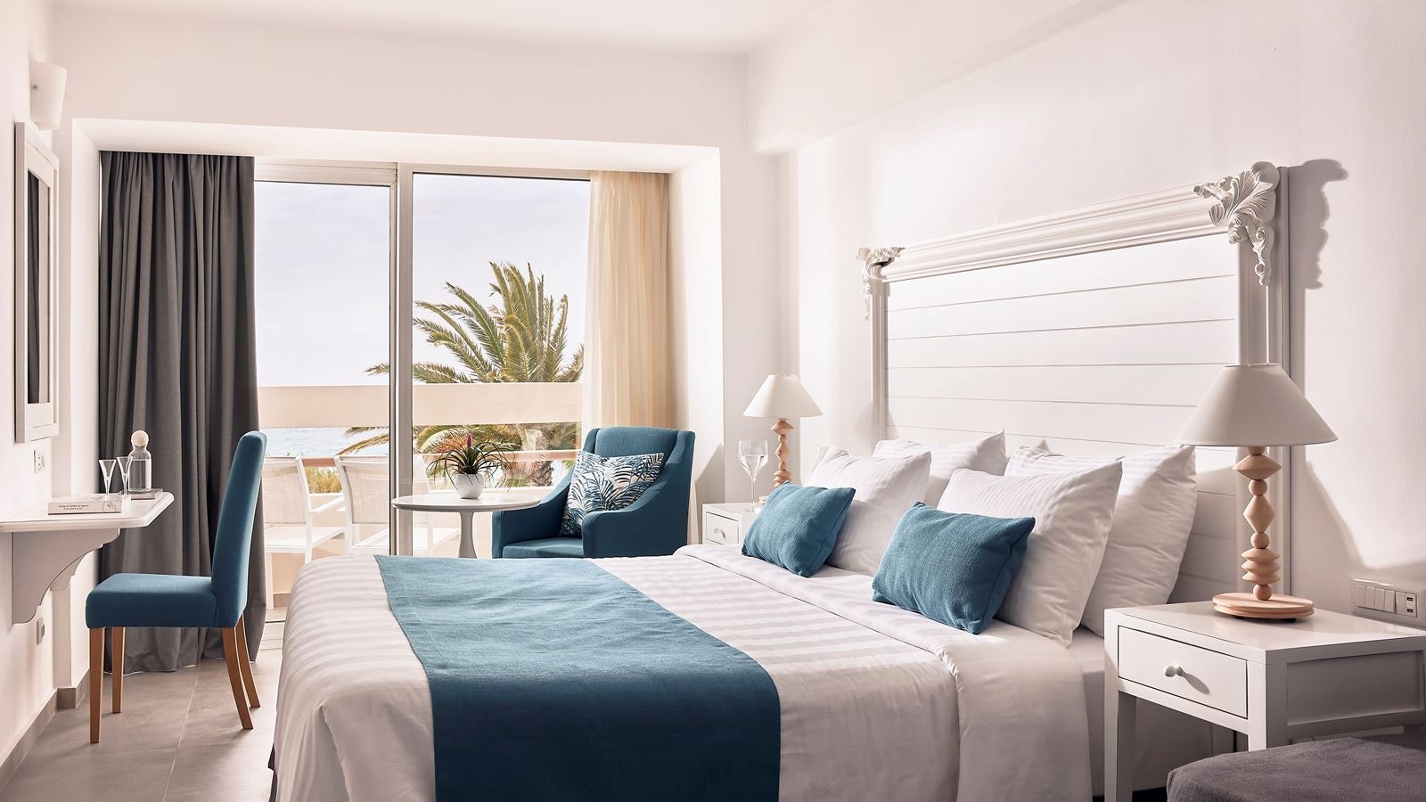 rooms-superior-room-sea-view