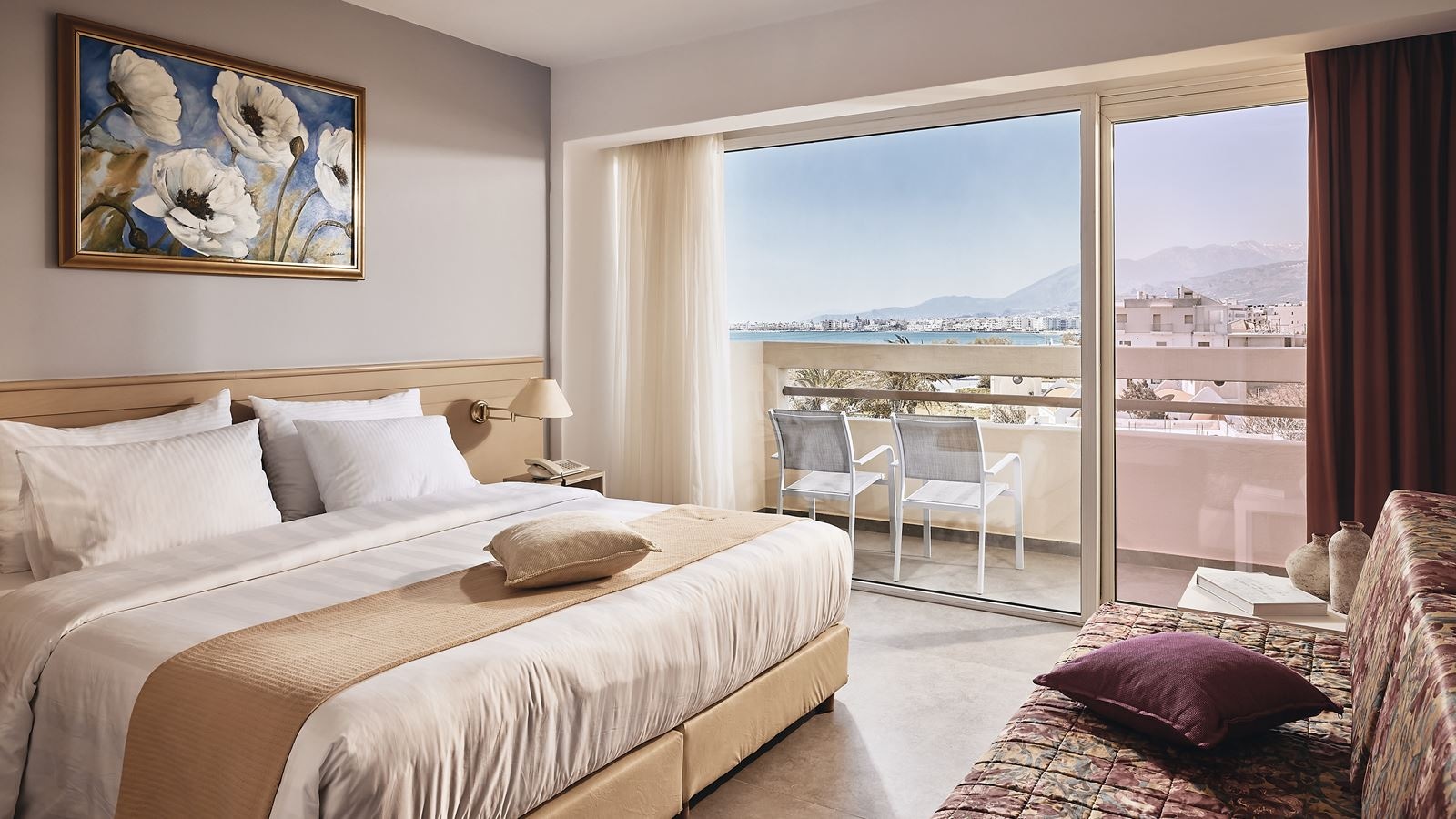 rooms-triple-room-side-sea-view