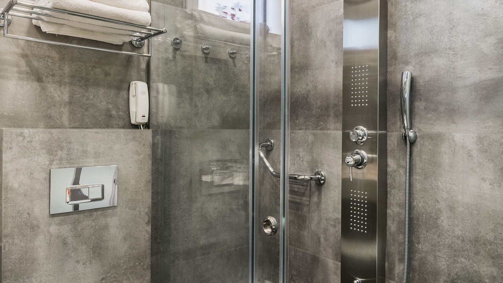 rooms-triple-room-side-sea-view