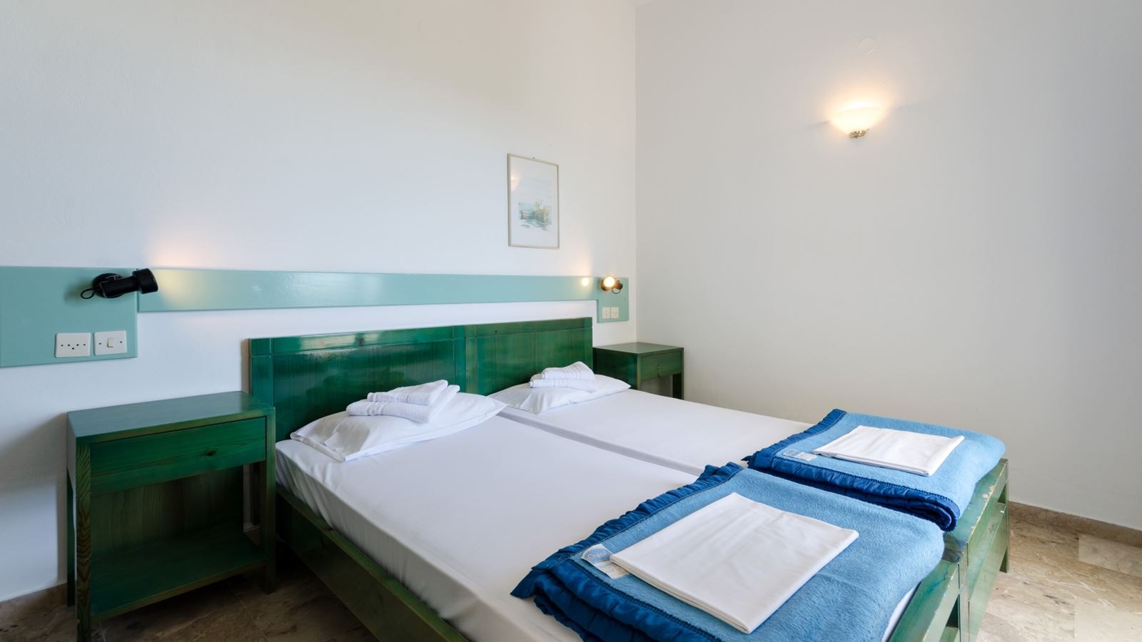 rooms-1-bedroom-apartment--3-pax