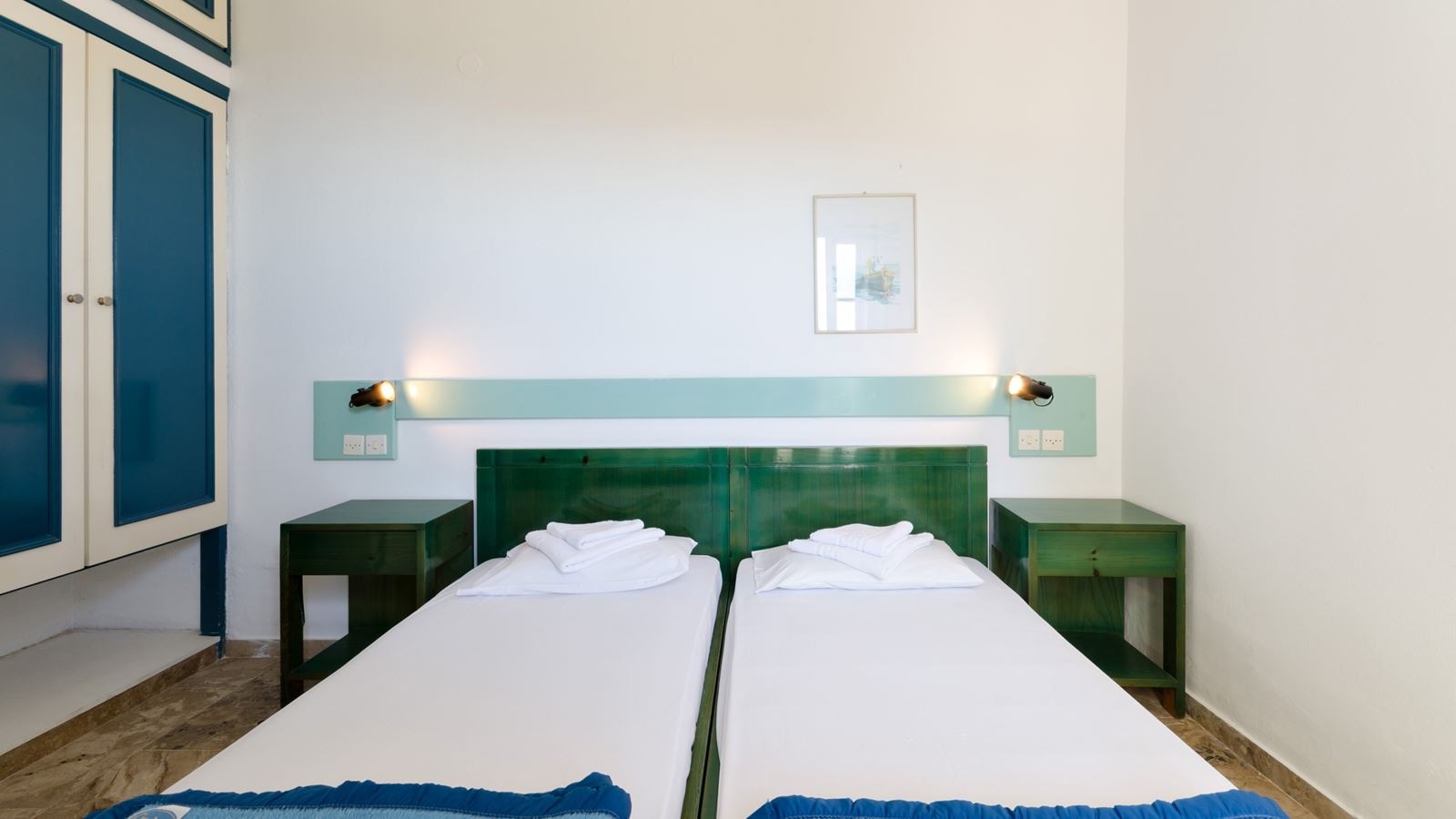 rooms-1-bedroom-apartment-2-pax