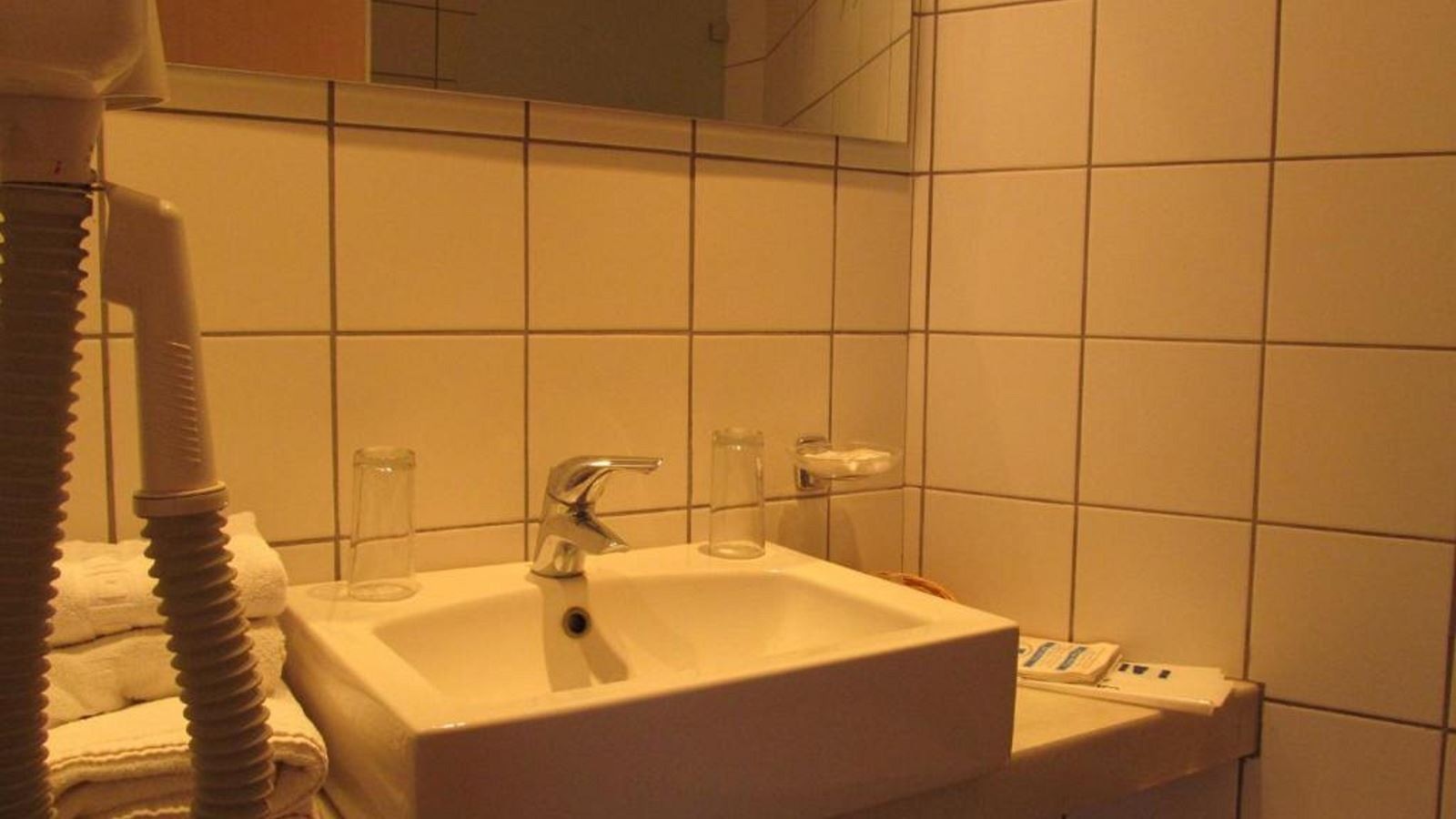 rooms-double-room-garden-view