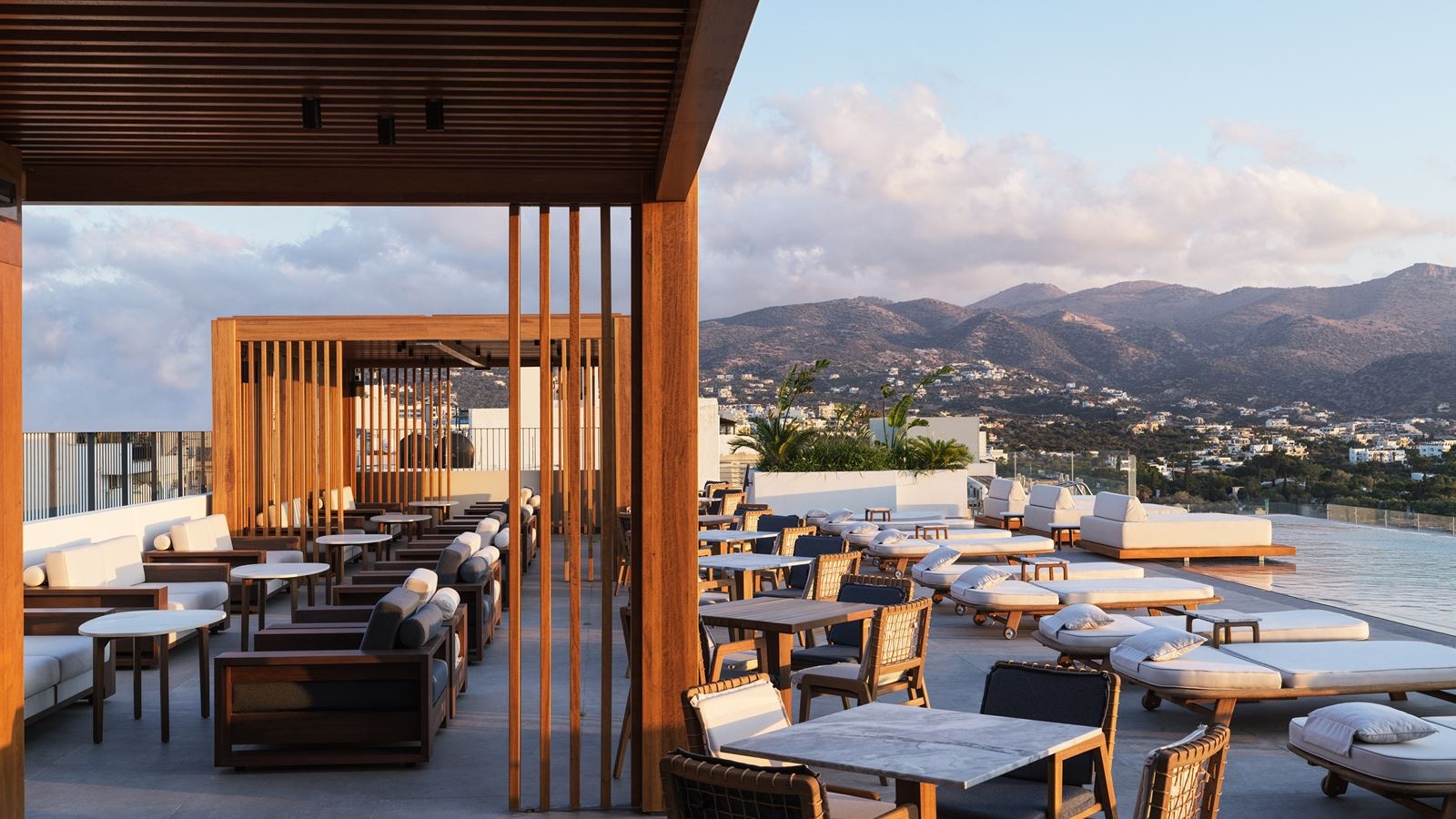 restaurants-main-building