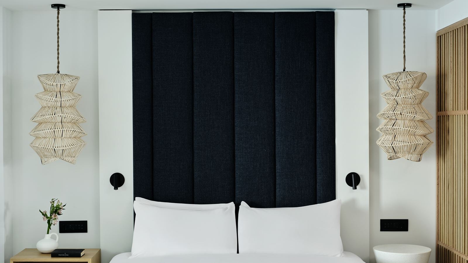 rooms-junior-suite-sea-view-private-plunge-pool