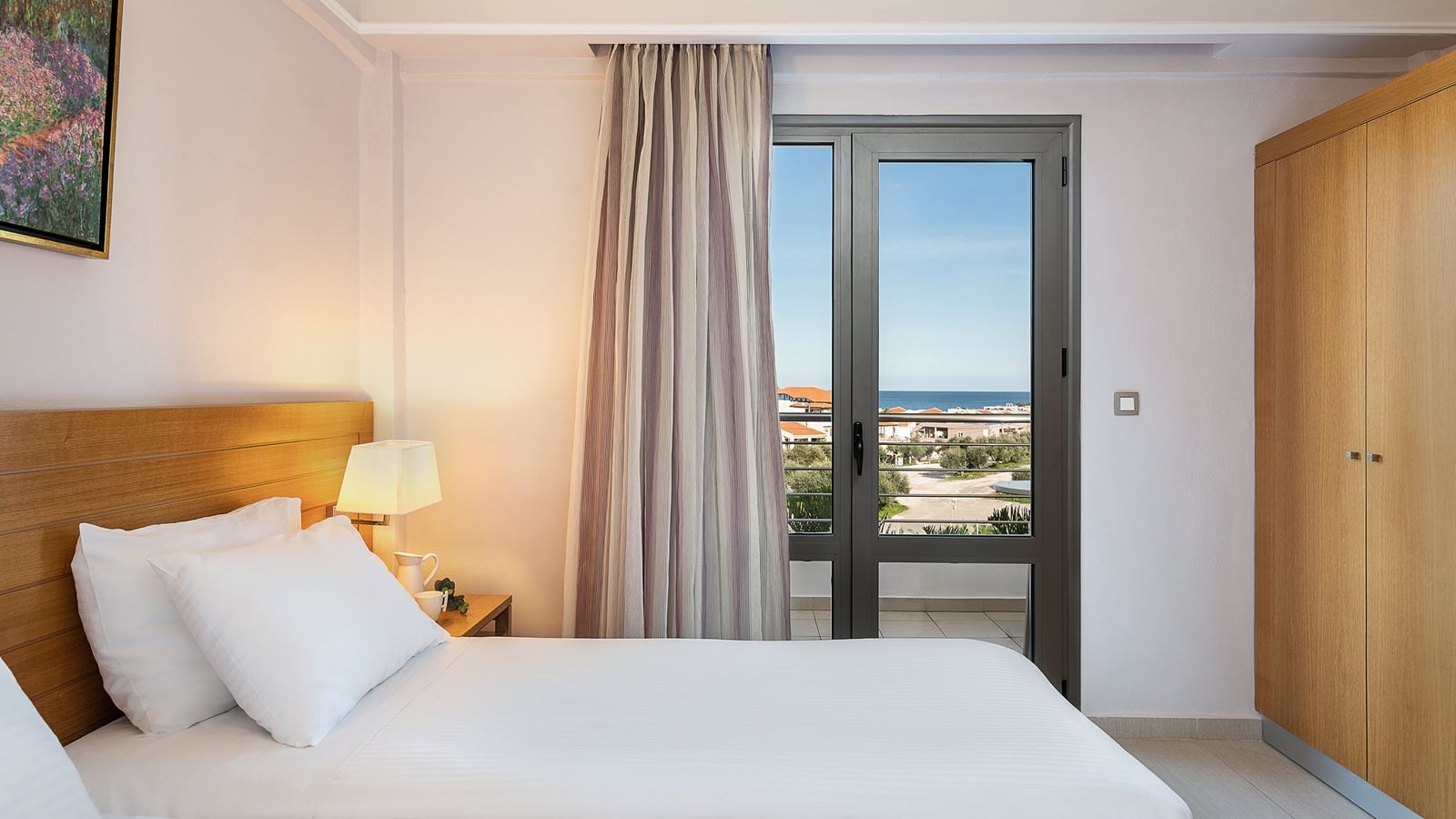 rooms-1-bedroom-apartment-pool-view-or-garden-view