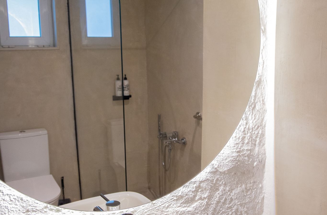 rooms-standard-double-room-1st-floor-with-balcony