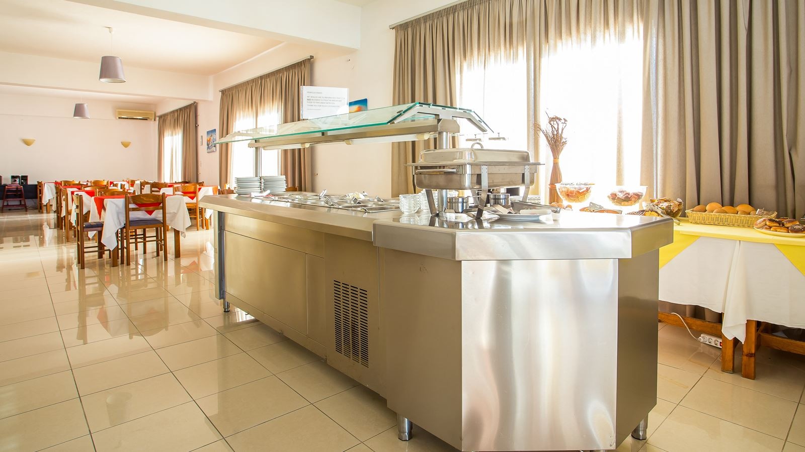 restaurants-breakfast-area