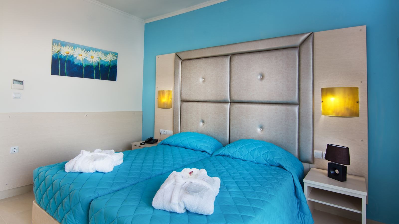 rooms-standard-twin-room