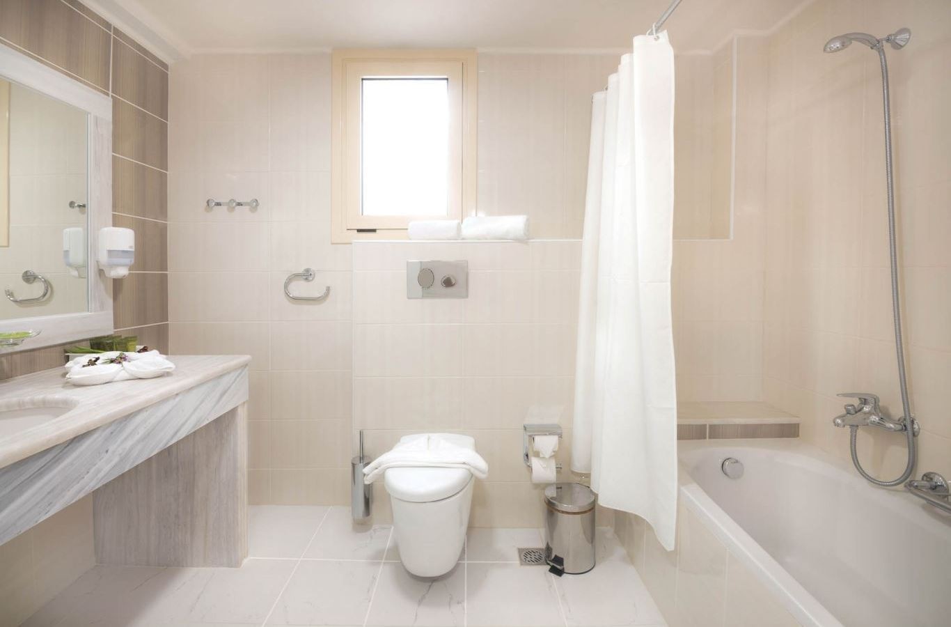 rooms-deluxe-twin-room