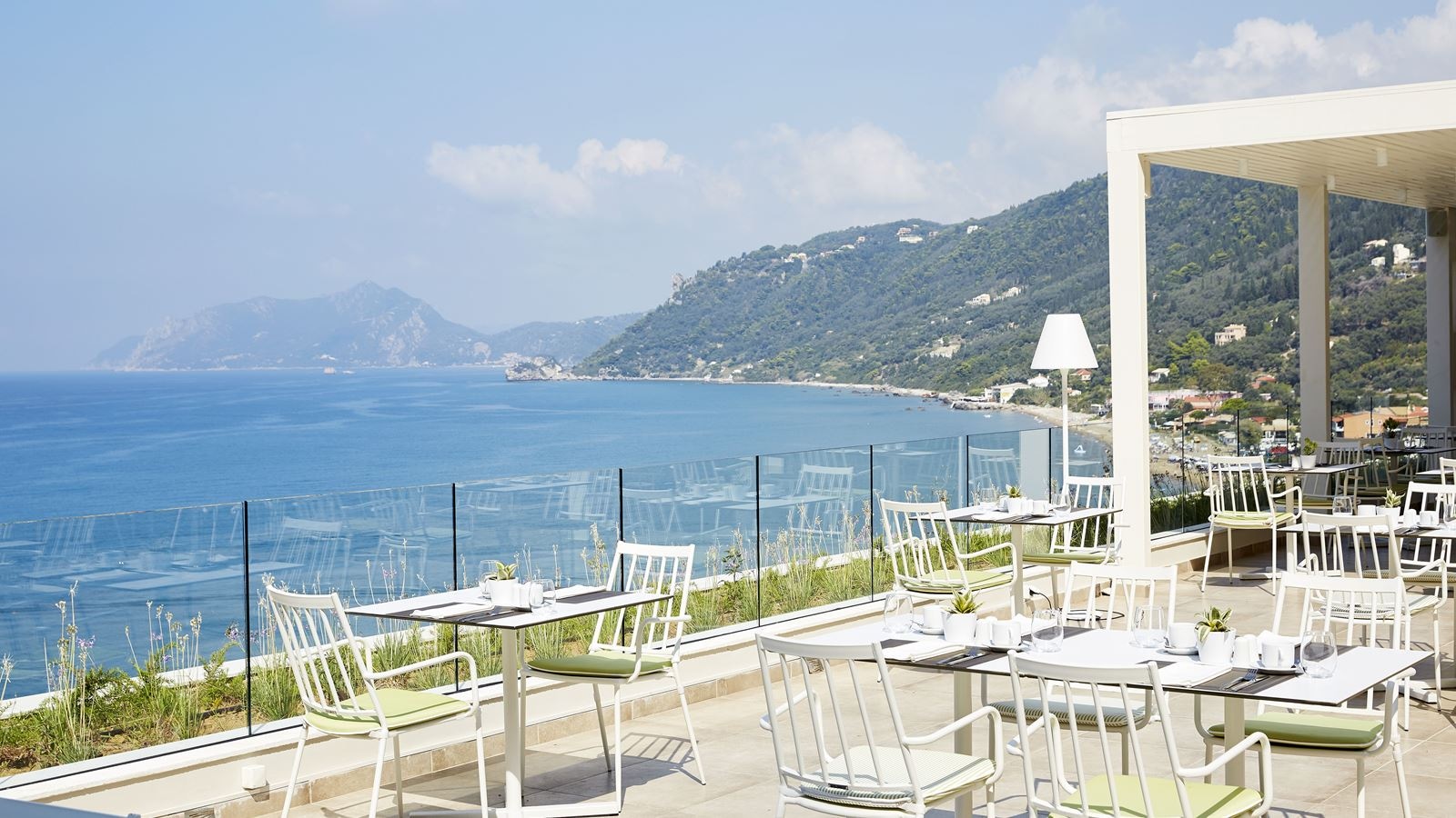 restaurants-androniki-main-restaurant