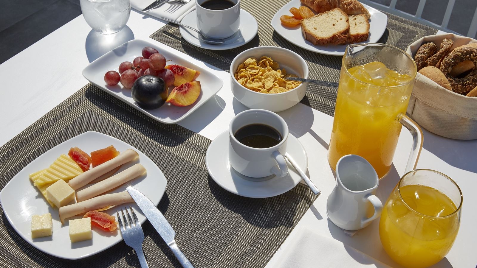 restaurants-androniki-main-restaurant