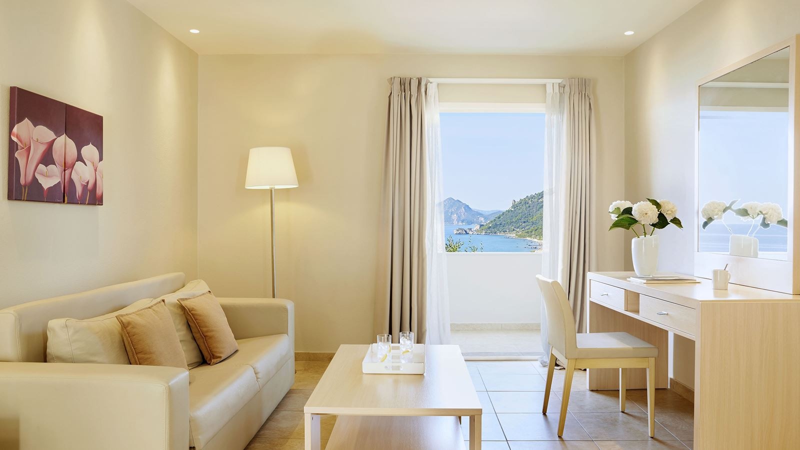 rooms-junior-suite-sea-view