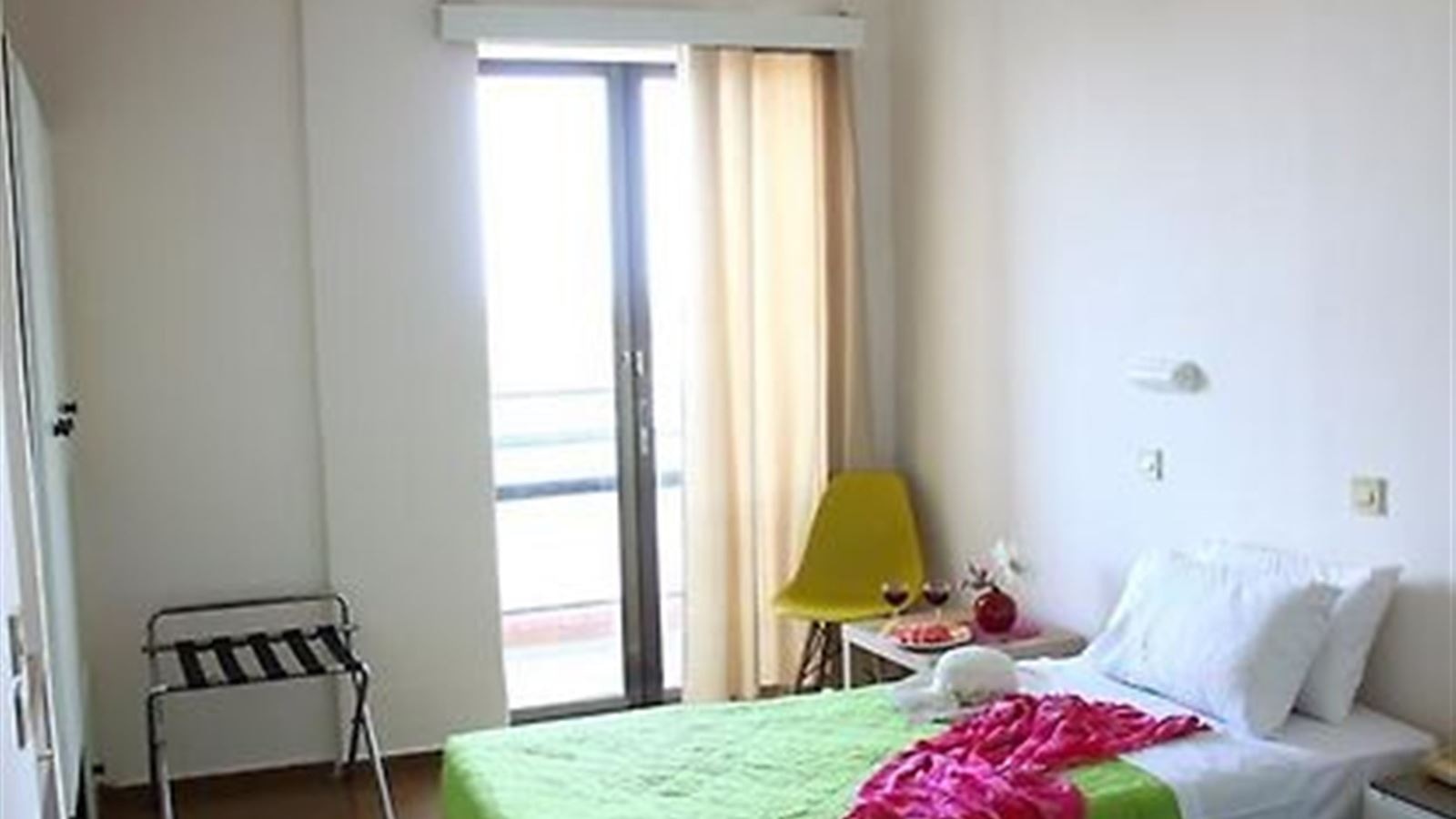 rooms-double-low-cost-room