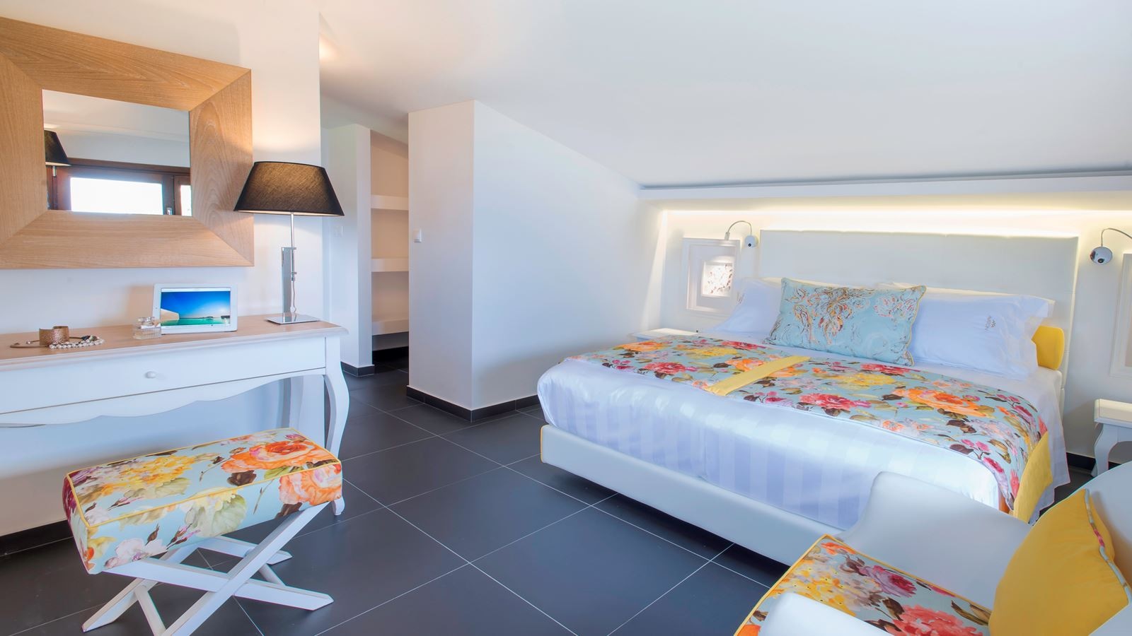 rooms-presidential-suite-with-private-pool--garden