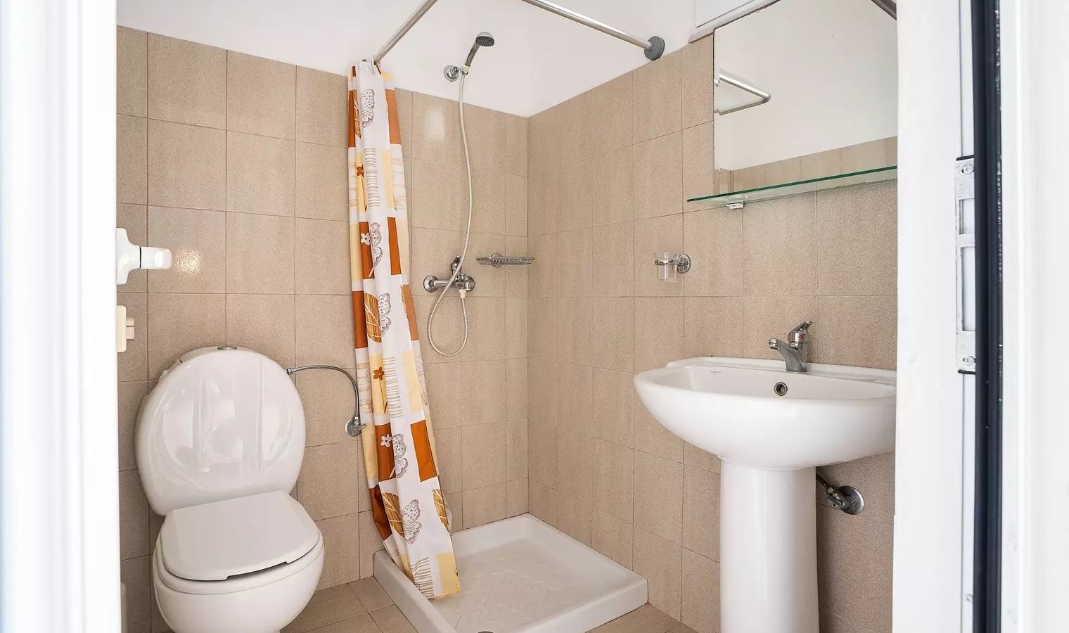 rooms-studio-room-with-balcony