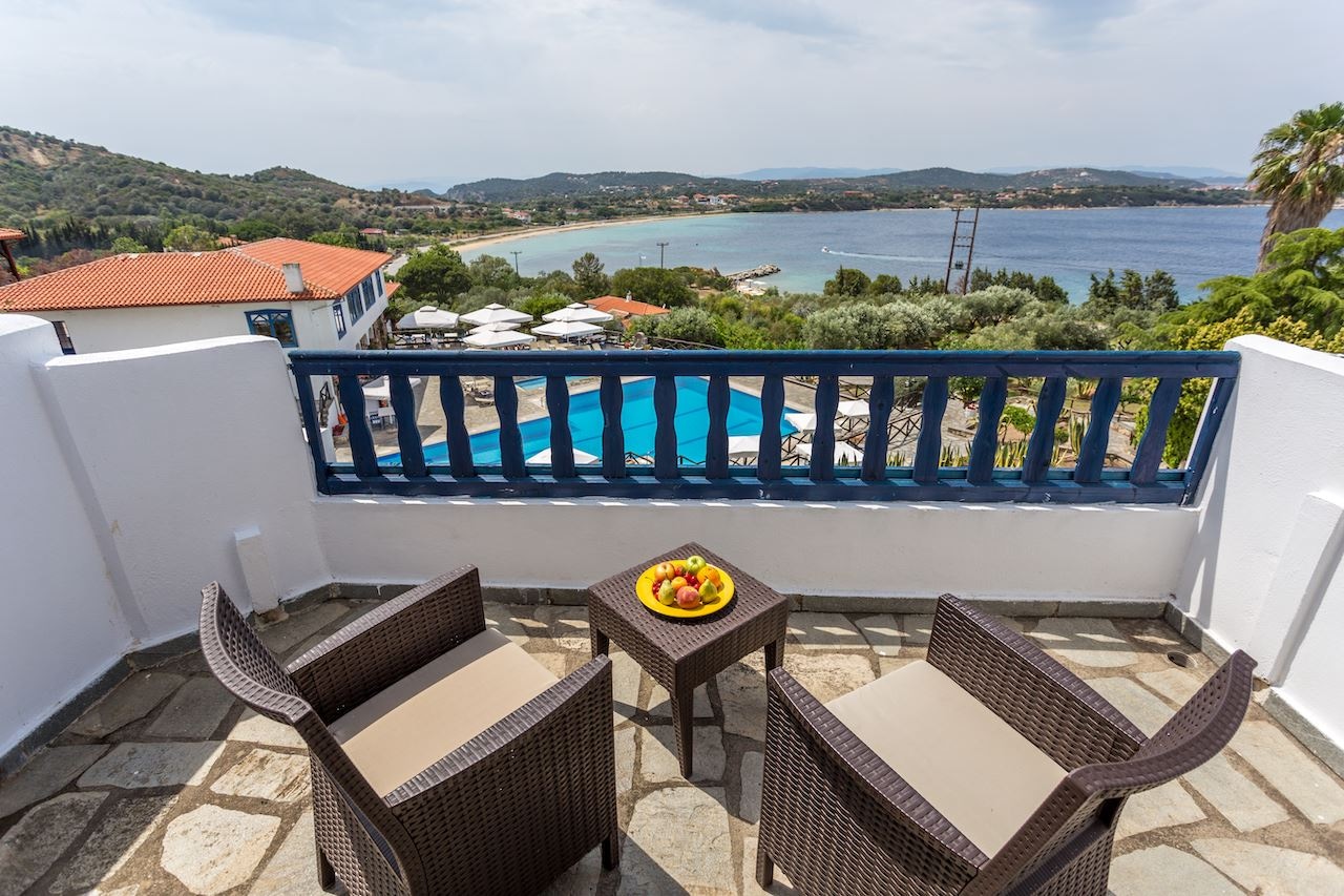 rooms-single-room-sea-view