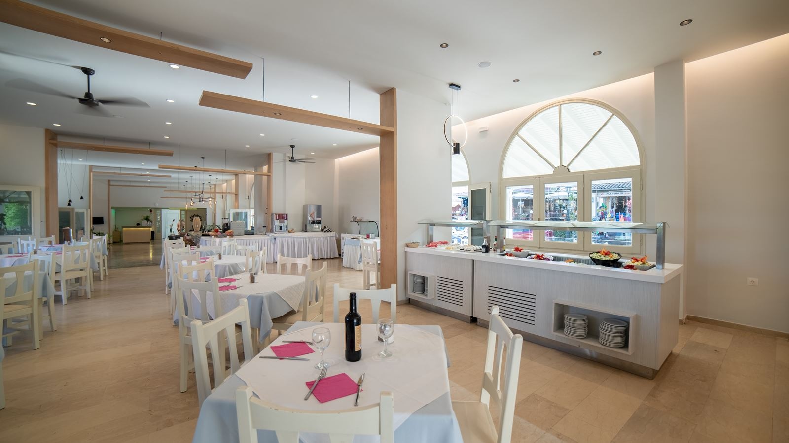 restaurants-main-restaurant