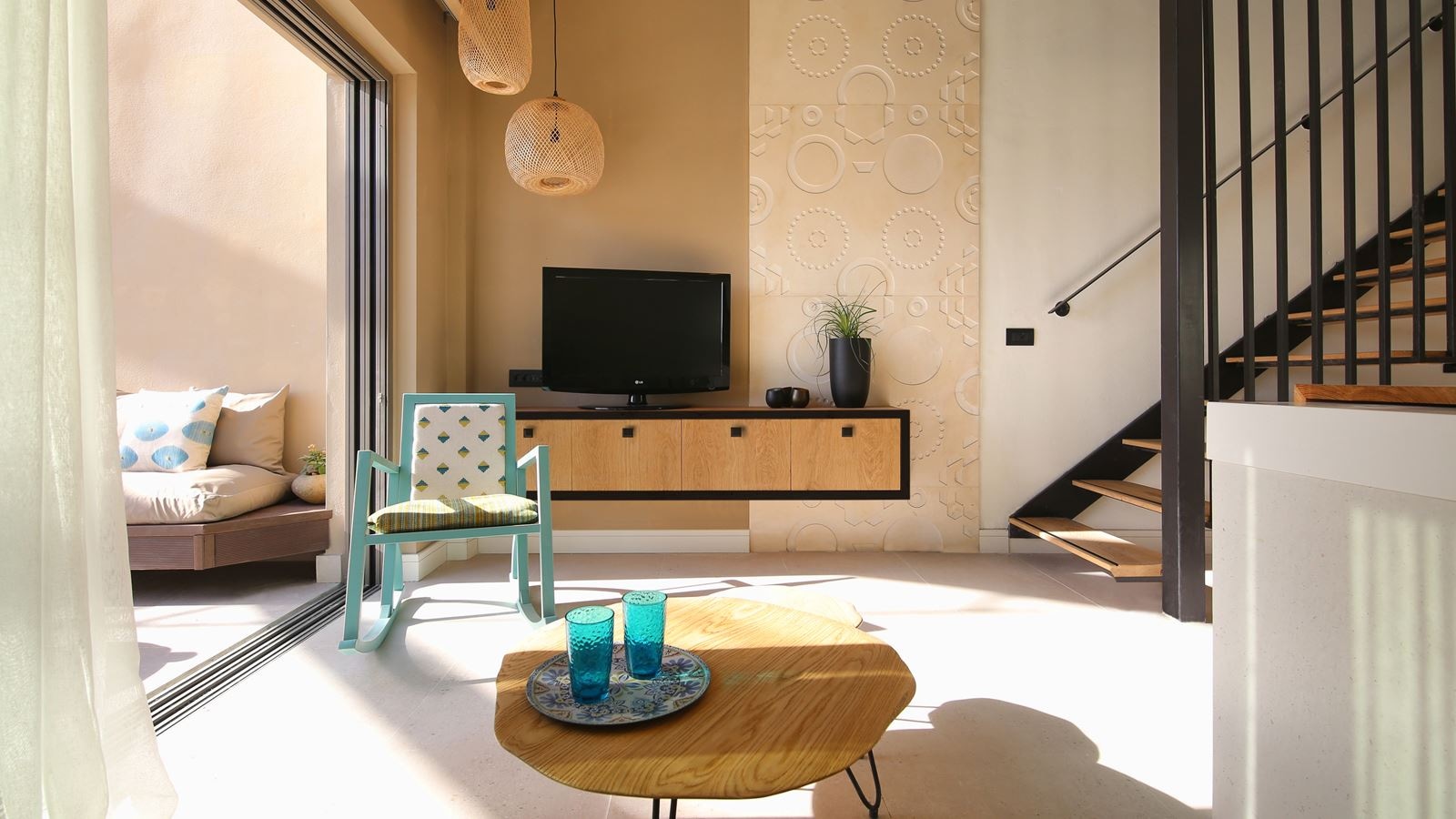 rooms-wellness-loft-pool-view-with-outdoor-heated-jacuzzi