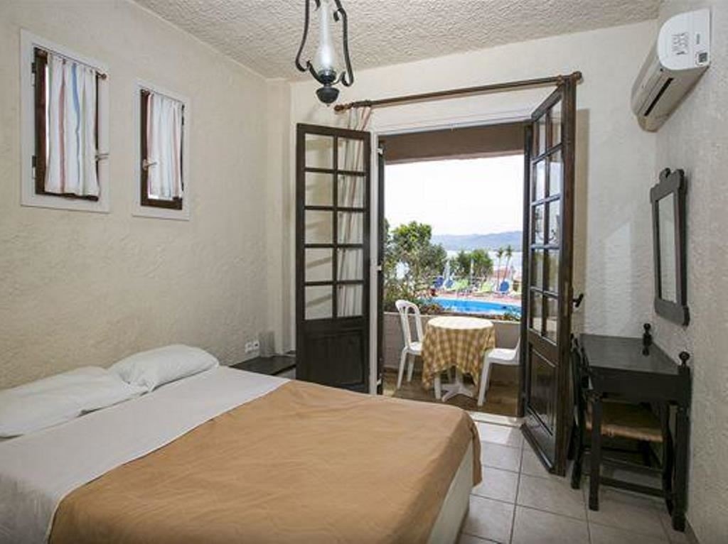 rooms-two-bedroom-apartment-sea-view