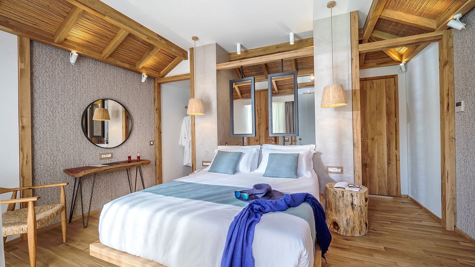 rooms-over-water-bungalow