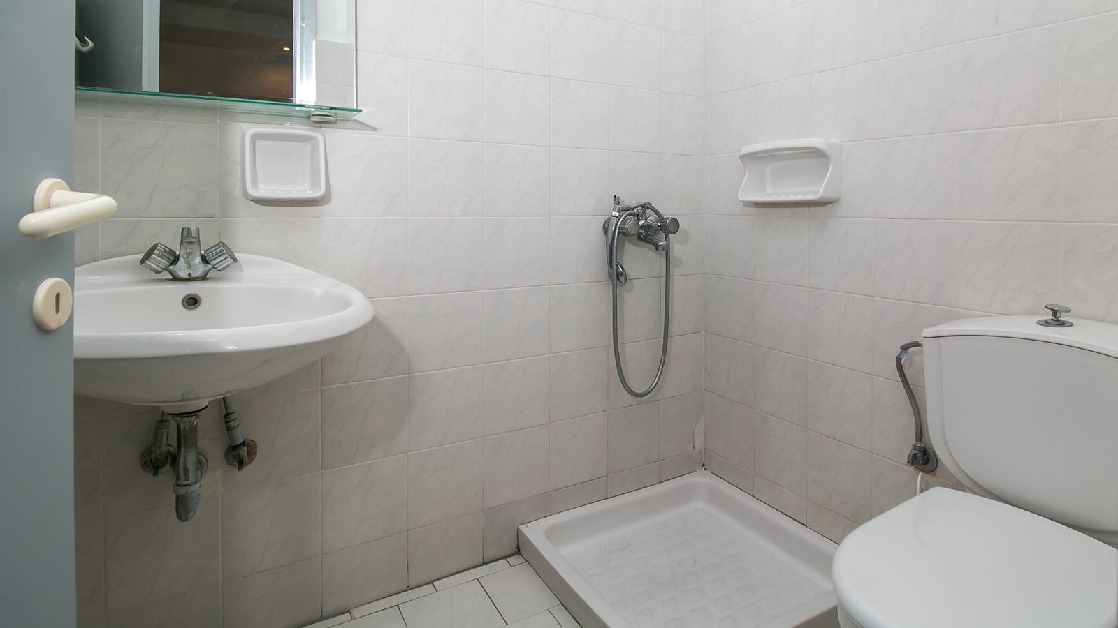 rooms-standard-room-with-balcony