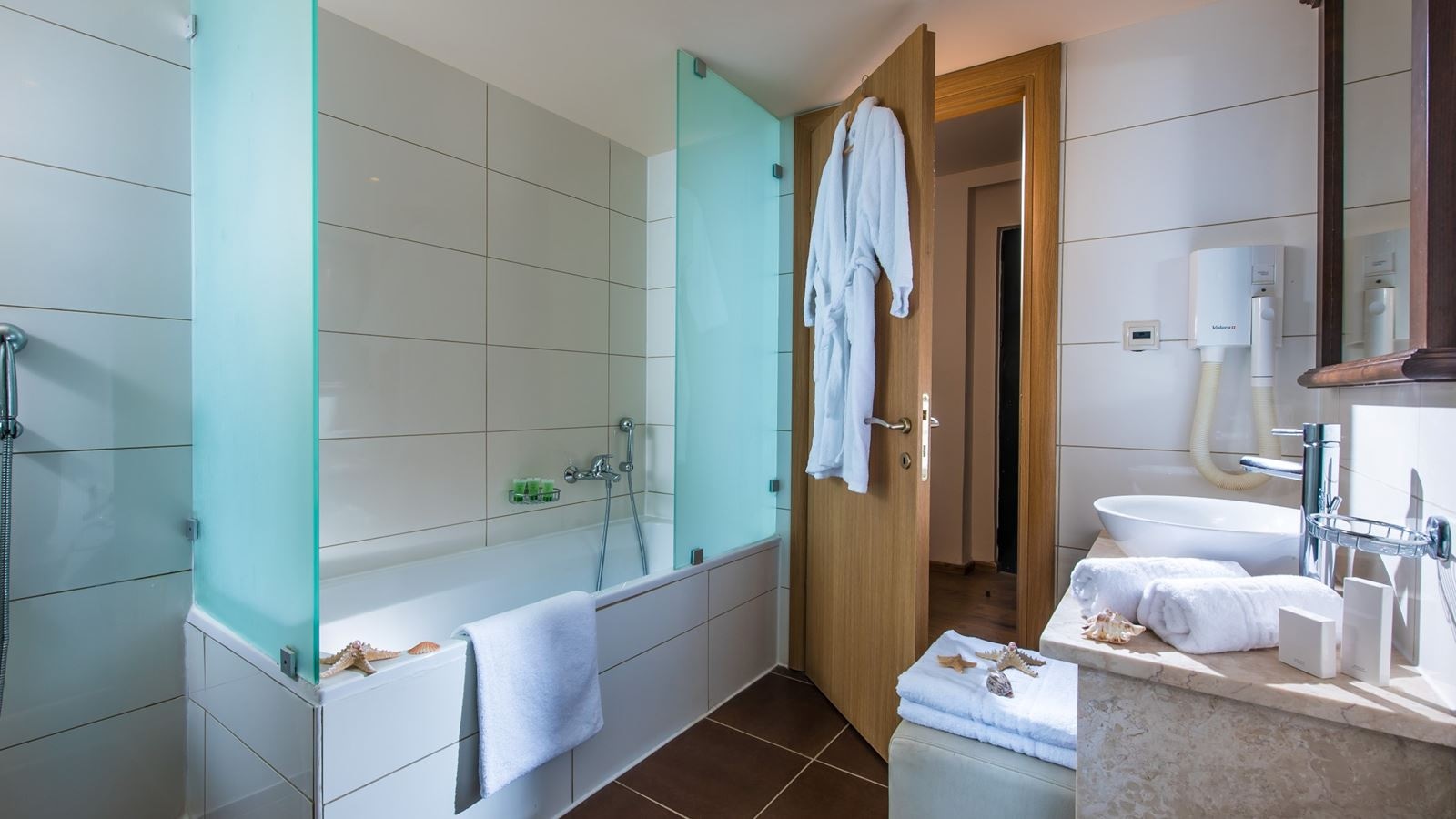 rooms-junior-suite-quad