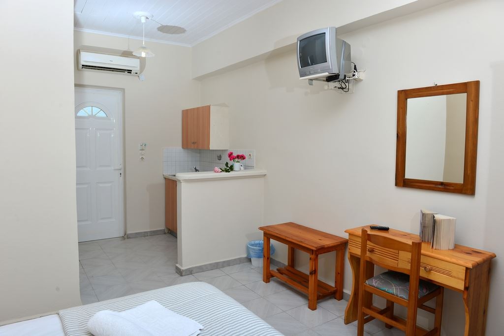 rooms-studio-for-2-guests