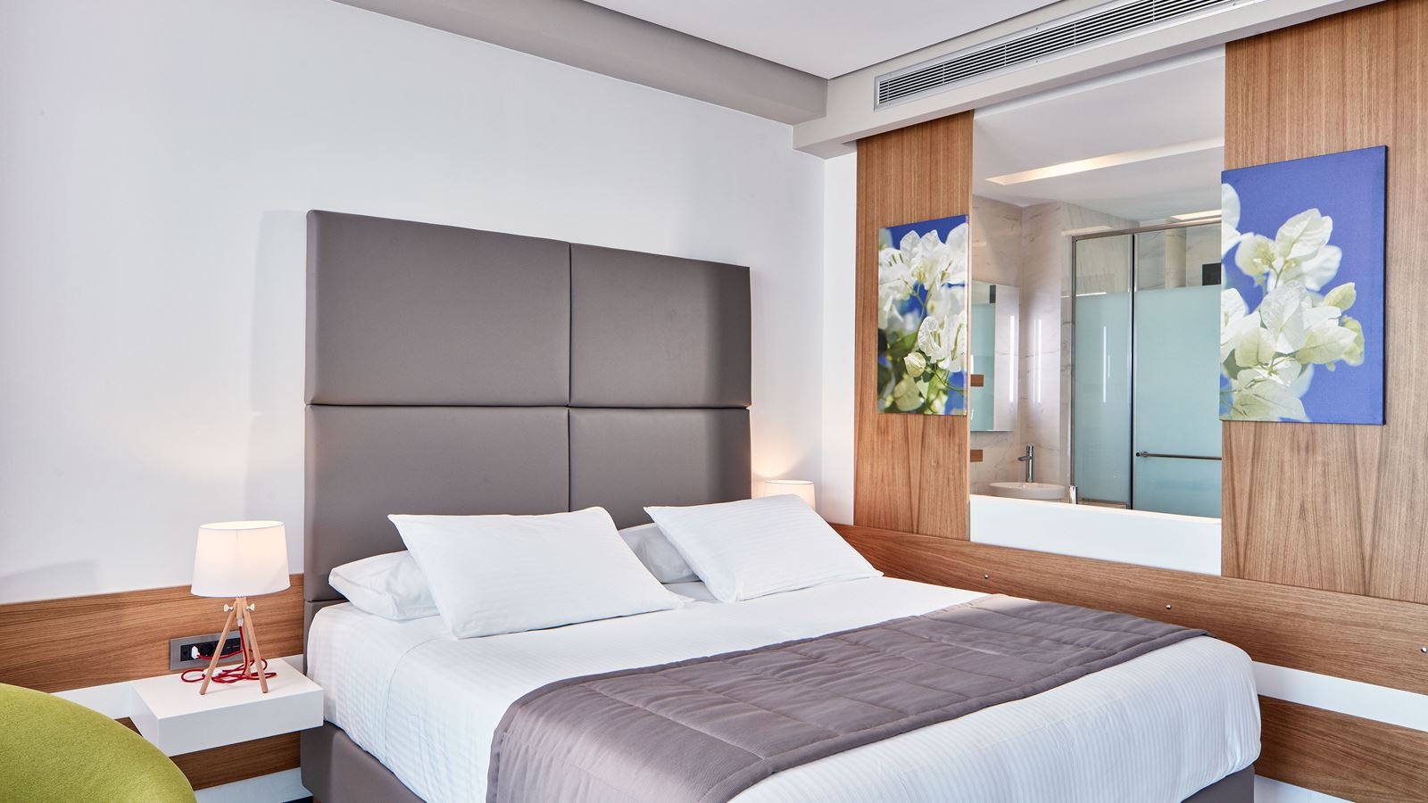 rooms-signature-suite