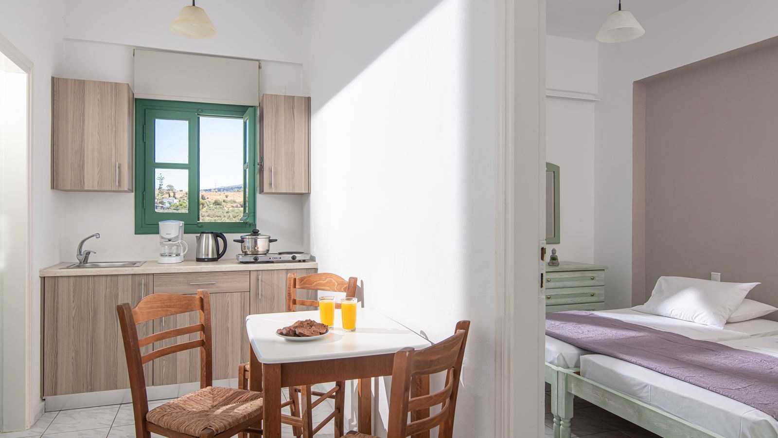 rooms-triple-one-bedroom-apartment-with-garden-or-pool-view