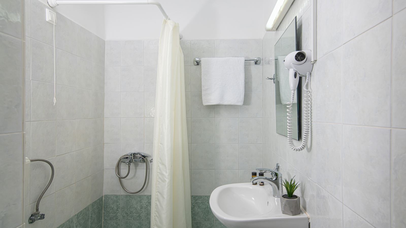 rooms-superior-family-apartment-with-sea-view