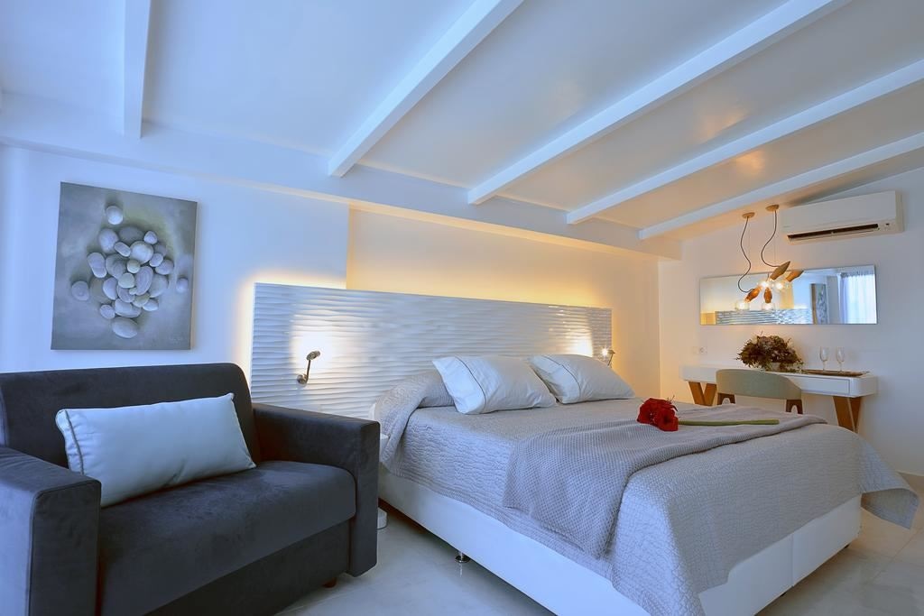 rooms-superior-design-double-room