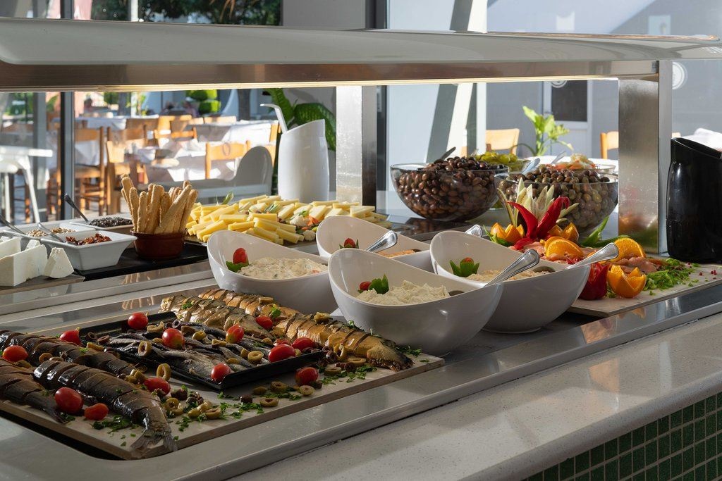 restaurants-dionyssos-main-restaurant