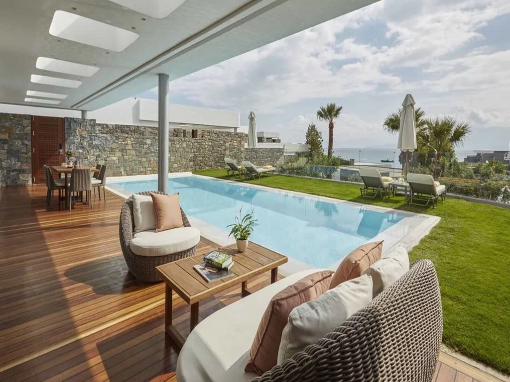 rooms-bungalow-sea-view-sharing-a-pool