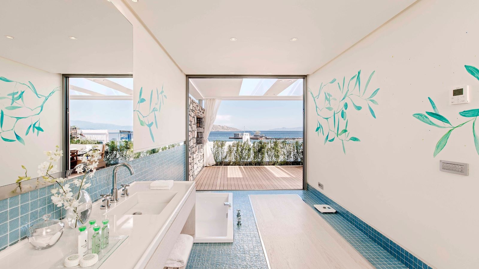 rooms-deluxe-hotelbungalow-suite-sea-view