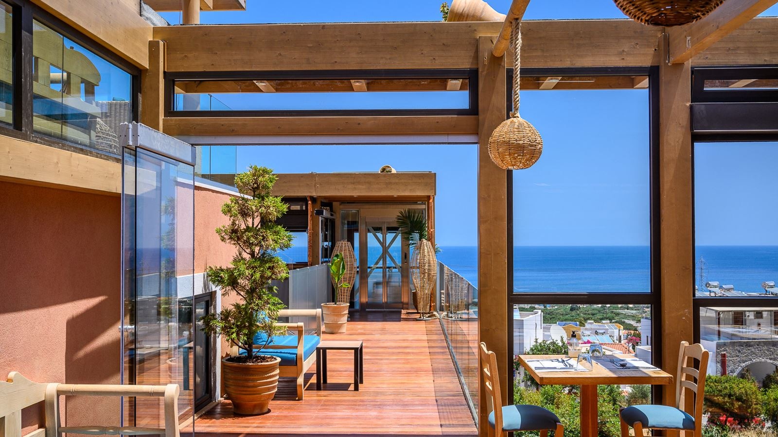 restaurants-main-building