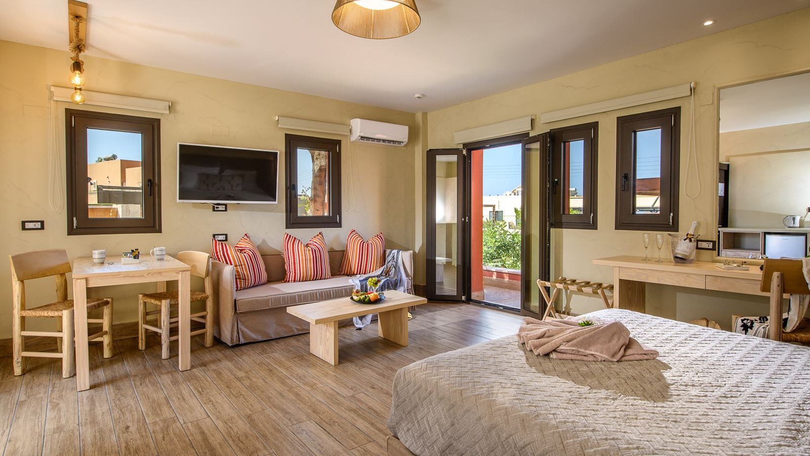 rooms-premium-room-sea-view