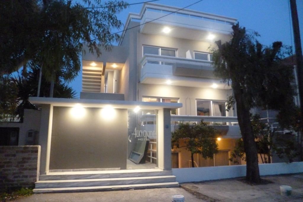 general-main-building