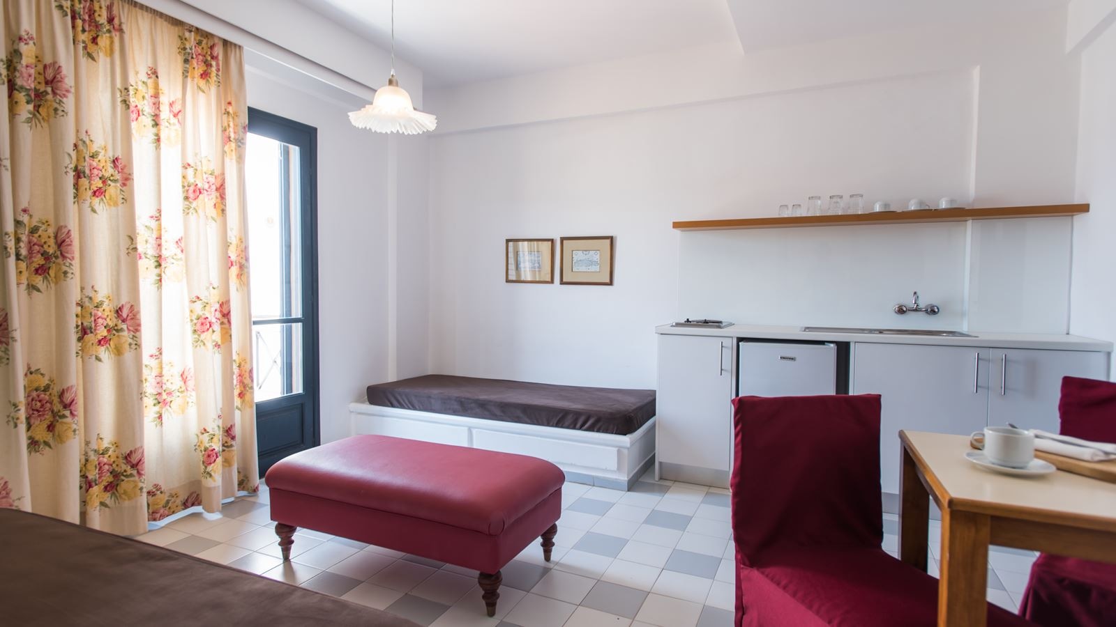 rooms-room-standard-double-balcony-or-terrace