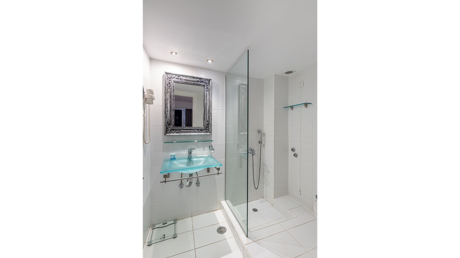 rooms-superior-double-room-balcony-or-terrace