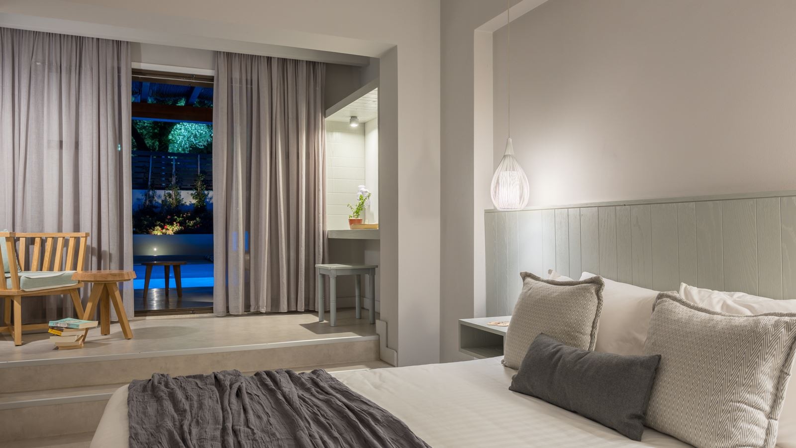 rooms-room-double-superior-swim-up-pool