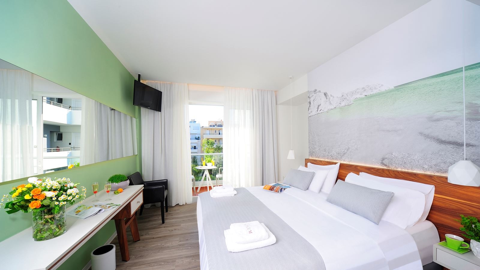 rooms-superior-room-land-view