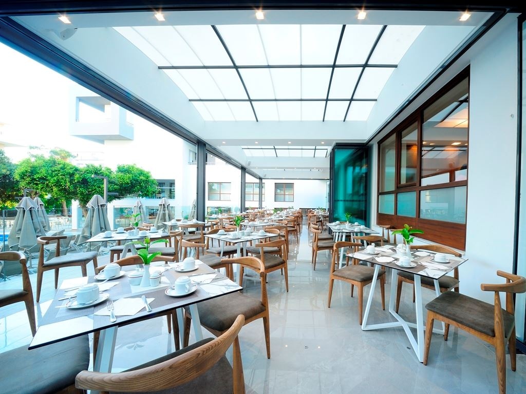 restaurants-oinos-restaurant