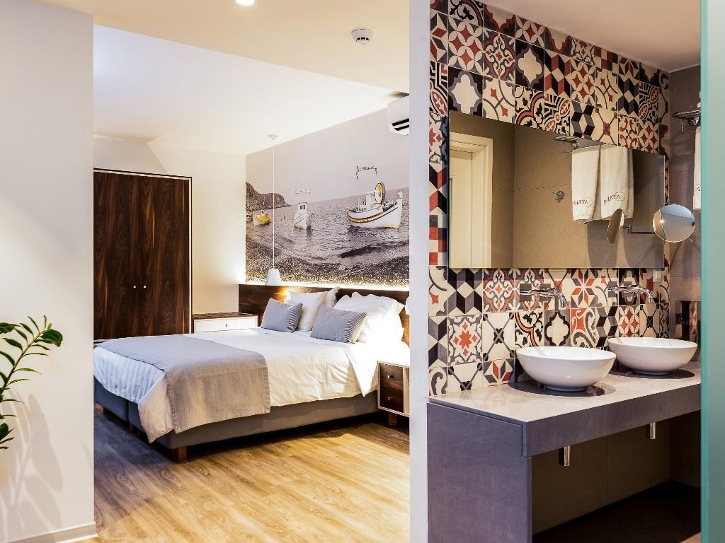 rooms-suite-executive-1-bedroom-jacuzzi