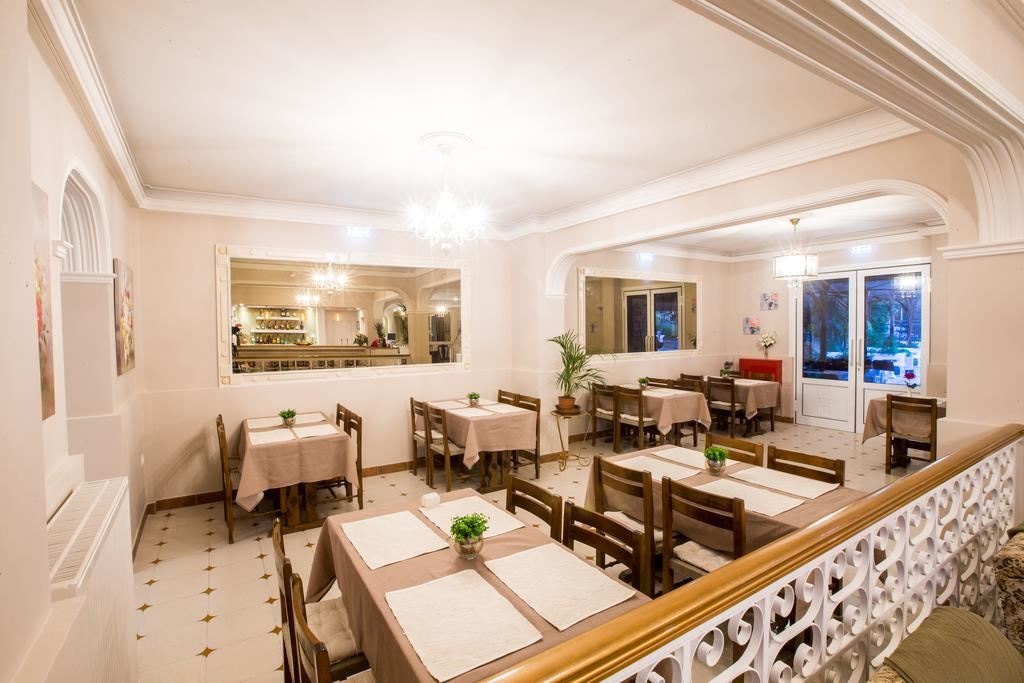 restaurants-main-restaurant