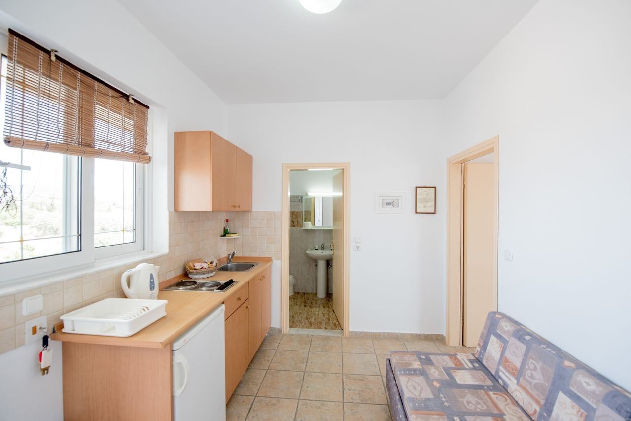 rooms-apartment-balcony-or-terrace