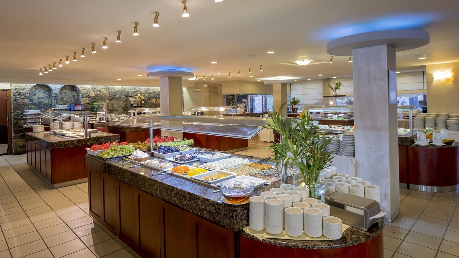 restaurants-restaurants