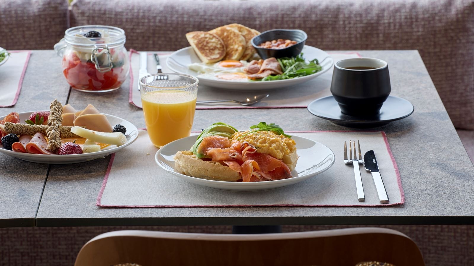 restaurants-main-restaurant